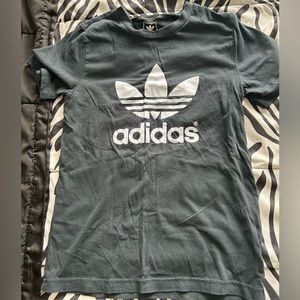 Adidas T-shirt